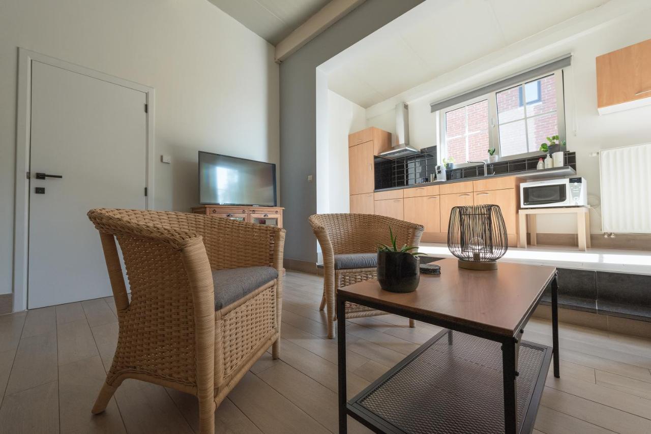 Pomona Apartment *